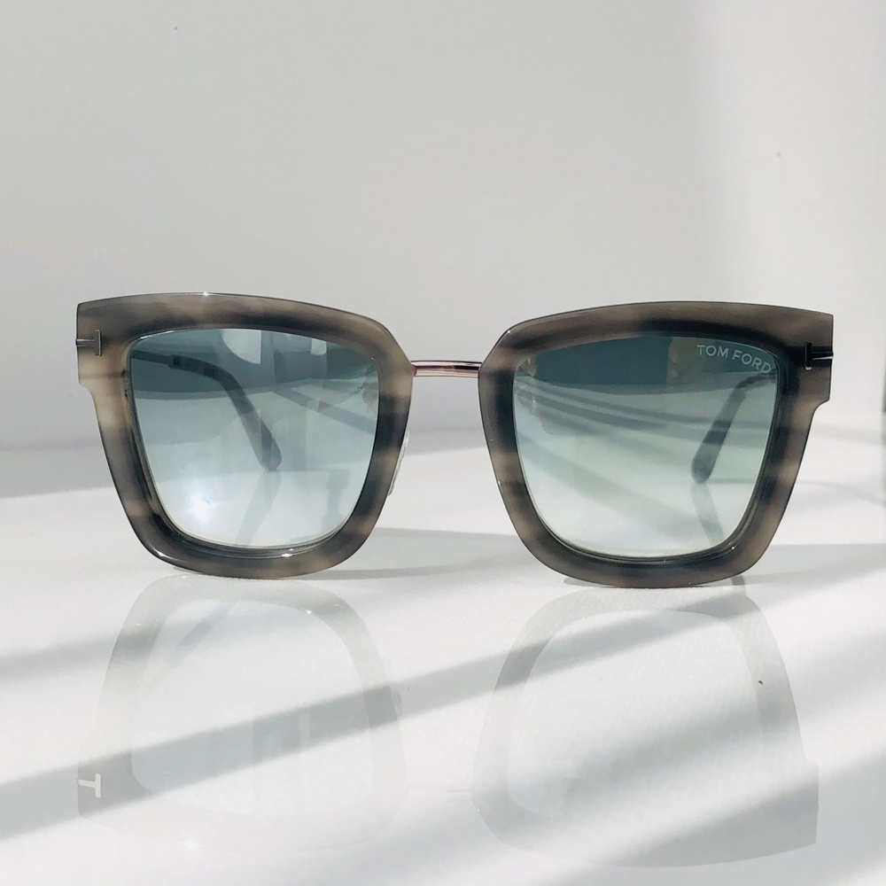 New Tom Ford Lara-02 Grey Square Sunglasses - Picture 4 of 16